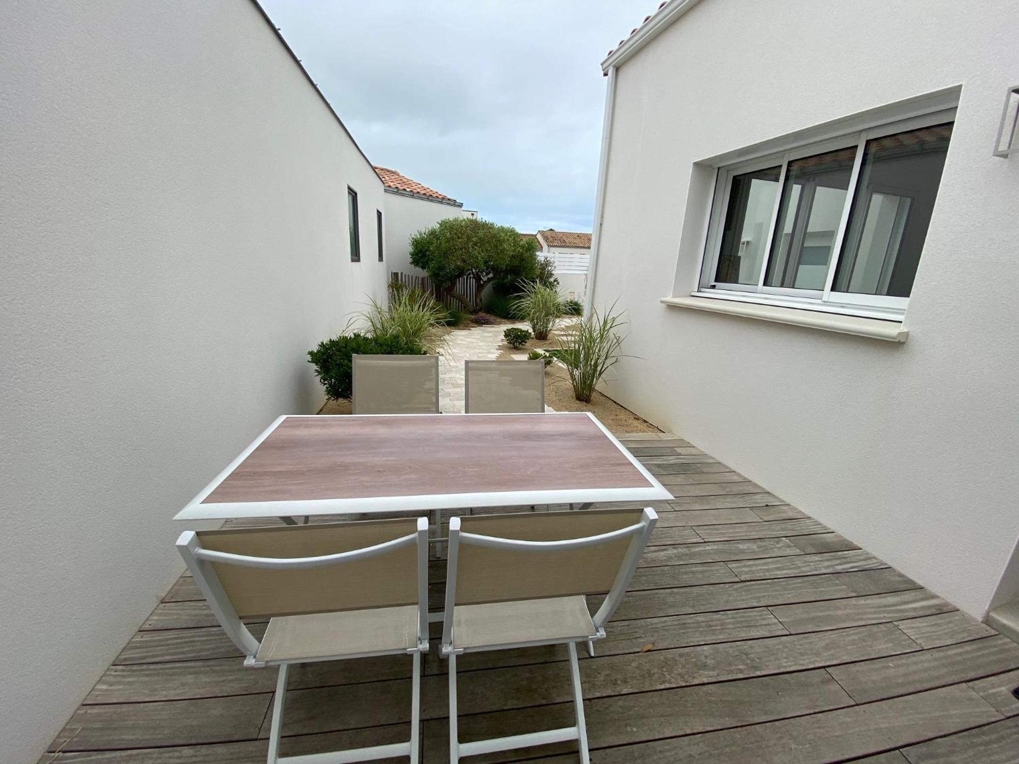 Maison Neuve Zone Coulee Verte Menant A L'Ocean Saint-Gilles-Croix-de-Vie Extérieur photo