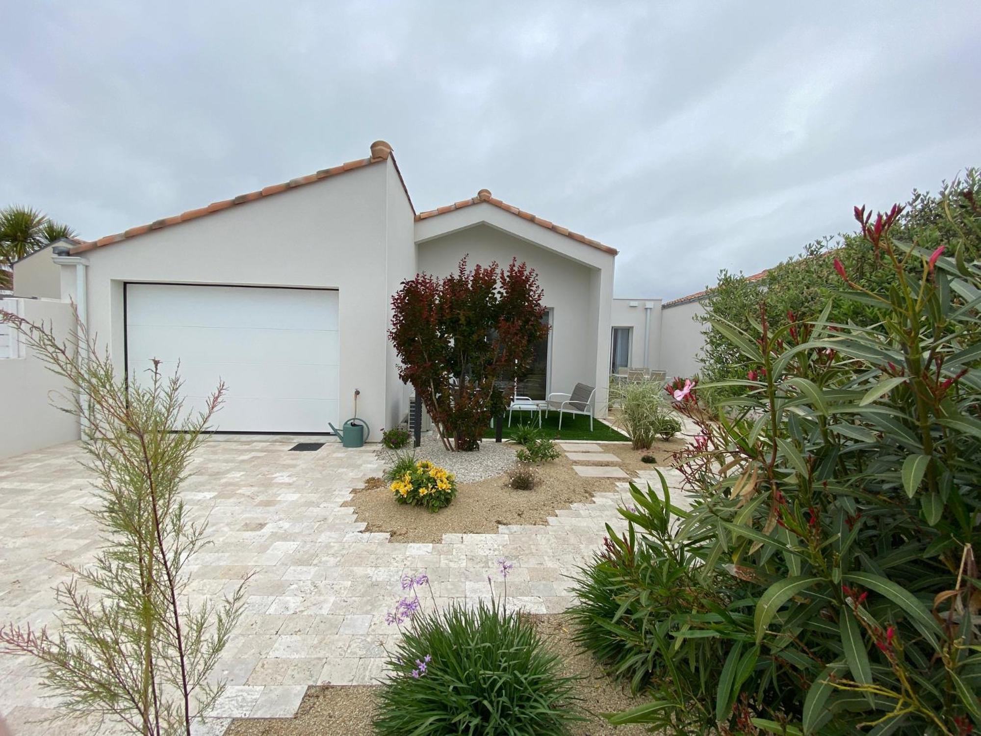 Maison Neuve Zone Coulee Verte Menant A L'Ocean Saint-Gilles-Croix-de-Vie Extérieur photo